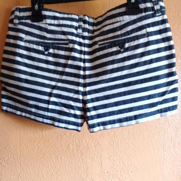 Khakis by Gap ..Size-10..Blue/White,Stipe 4 Pocket..Beachy,Summer,Casual #B-0041 - Picture 2 of 4